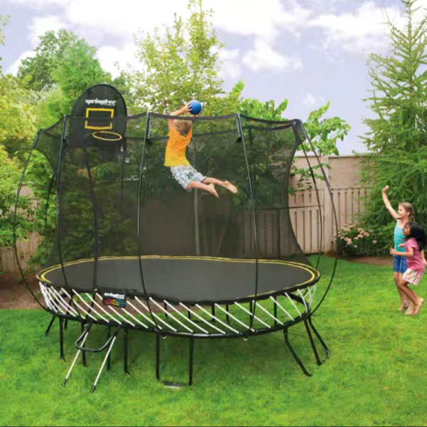 Trampoline safety net